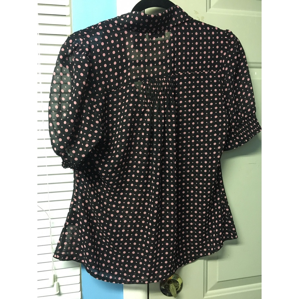 Button up top - Picture 2 of 3